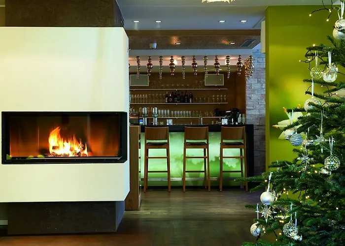 هولونديرهوف لينز